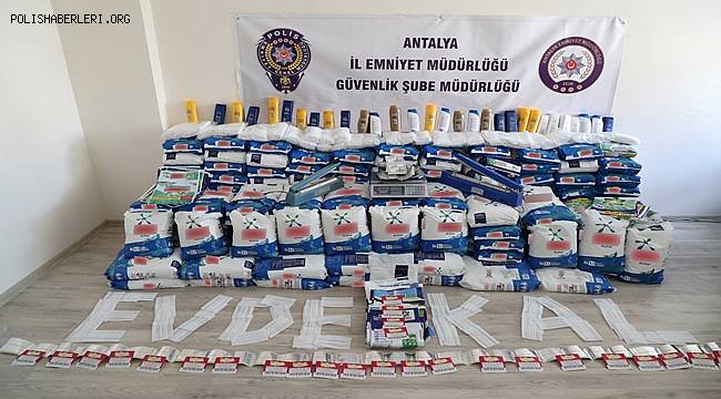 Antalya'da Piyasaya Sahte Gıda ve Temizlik Ürünleri Süren 2 Şüpheli Yakalandı