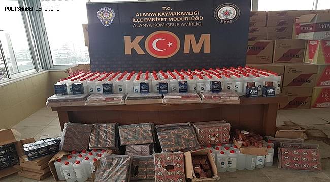 Antalya Yüklü Miktarda Sahte Maske ve Kaçak Akaryakıt Ele Geçirildi 