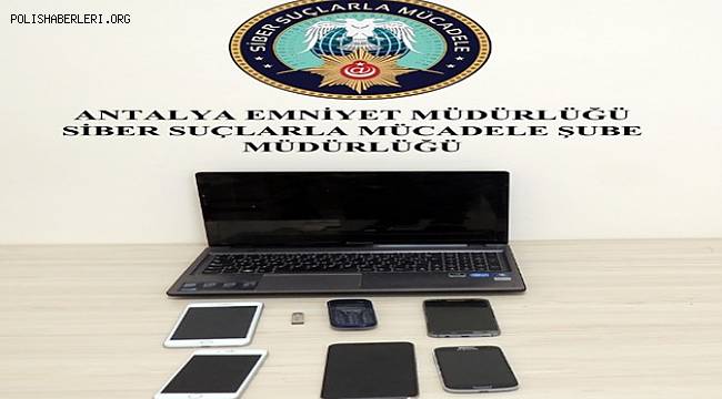 Yabancı Uyruklu Şahısların Banka Kart Bilgilerini Kullanarak Otelde Konaklama Yapmaya Çalışan 2 Şahıs Tutuklandı 