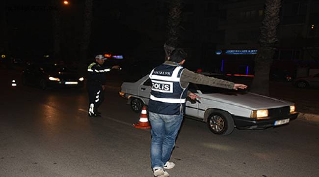 Antalya’da Koronavirüs Tedbirleri Kapsamında Toplu Taşıma Araçları Denetlendi 