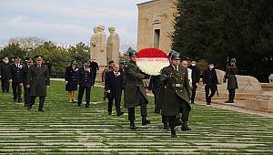 Türk Polis Teşkilatımız 175’inci Kuruluş Yıl Dönümünde Atamızın Huzurunda 