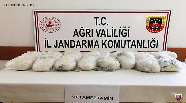 Ağrı İl Jandarma Komutanlığı Tarafından Yüksek Miktarda Uyuşturucu Madde Ele Geçirildi 