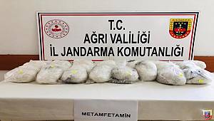 Ağrı İl Jandarma Komutanlığı Tarafından Yüksek Miktarda Uyuşturucu Madde Ele Geçirildi 