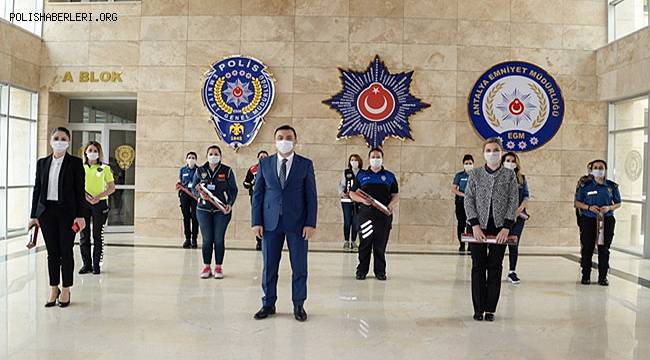 Antalya Emniyet Müdürü Sayın Mehmet Murat ULUCAN Polis Annelerin Anneler Gününü Kutladı 
