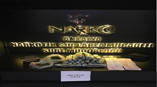 Göksu Mahallesinde Bir İkamette Yüklü Miktarda Uyuşturucu Madde Ele Geçirildi 