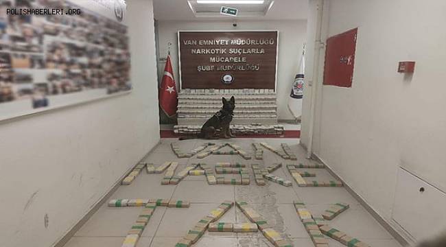 Van'da Toprağa Gömülü 248 Kilo Eroin Ele Geçirildi 