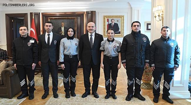 Özel Güvenlik Görevlisine Tek Tip Üniforma Uygulaması 