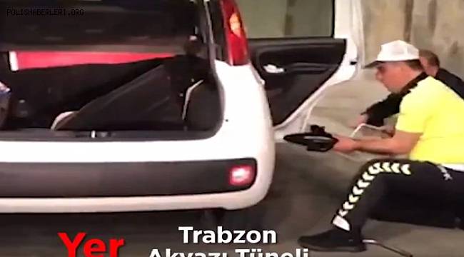 Trabzon’da Trafik Polisi Lastiği Patlayan Özel Gereksinimli Sürücünün Lastiğini Değişti 