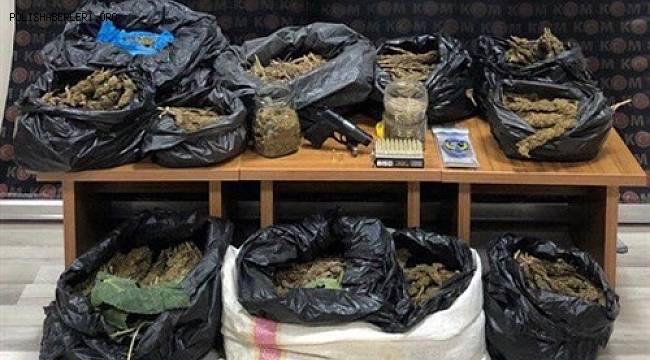 Viranşehir İlçesinde 15 Kilo 150 Gram Esrar Ele Geçirildi 