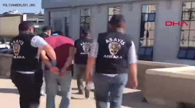 13 Kişinin Kovaladığı Kapkaççıları, Bekçiler Yakaladı 