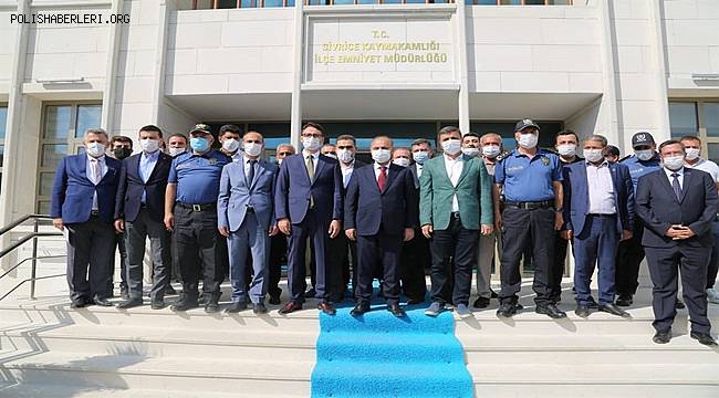 Emniyet Genel Müdürü Sayın Mehmet Aktaş Beraberindeki Heyet ile Birlikte Elazığ Sivrice İlçe Emniyet Müdürlüğü Yeni Hizmet Binasını Ziyaret Etti