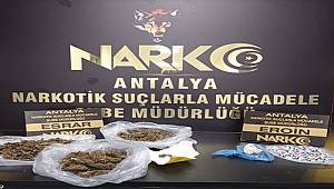 Yeşildere Mahallesinde Bir İkamete Yapılan Operasyonda Satışa Hazır Uyuşturucu Madde Ele Geçirildi 