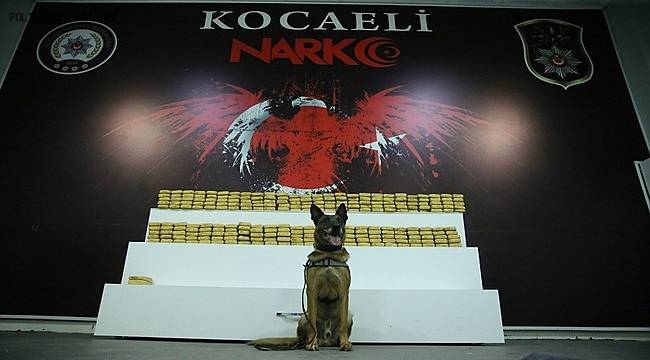 31.08.2020 Günü TEM Otoyolunda 260 Paket Halinde 132 Kilogram 800 Gram Eroin Maddesi Ele Geçirilmiştir 