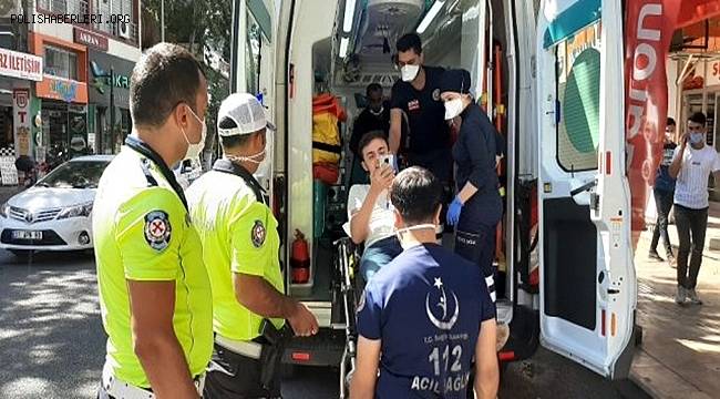 Adıyaman'da Motosiklet yayaya çarptı, 2 yaralı