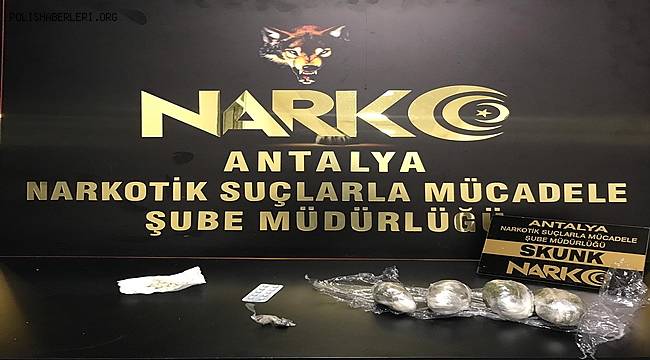 Antaya Polisi NMAK İle Antalya Havalimanında Uyuşturucuya Geçit Vermiyor 