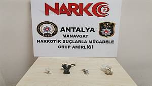 Manavgat İlçesinde İki Ayrı Olayda Uyuşturucu Madde Ele Geçirildi 