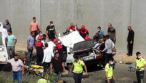 Şanlıurfa'da iki otomobil çarpıştı 5 yaralı