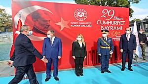 Cumhuriyetimizin Kuruluşunun 97. Yılı Kutlamaları Kapsamında, Kültür Park'ta Tebrikat Kabul Töreni Düzenlendi