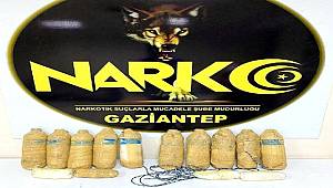 Gaziantep'te Otomobil zulasından 9 kilo uyuşturucu çıktı