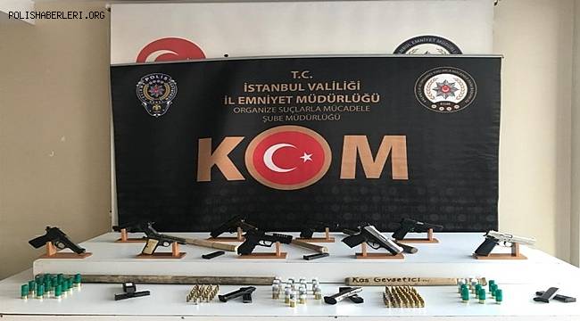 İstanbul KOM Şube Müdürlüğü ekiplerince düzenlenen Operasyonda 22 şahıs gözaltına alındı