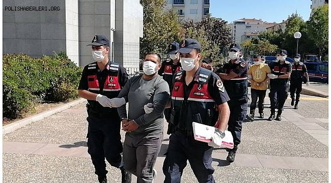 Milyonluk dolandırıcılık çetesi jandarmanın operasyonuyla çökertildi 