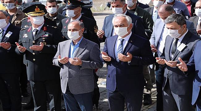 Şehit Polis Memuru Mehmet Tekcan Son Yolculuğuna Uğurlandı 