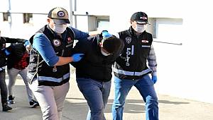 Adana KOM Şube Müdürlüğü ekipleri silah kaçakçısı suç örgütüne operasyon 7 tutuklama
