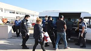 Aranan Şahıslara Yönelik Eş Zamanlı Operasyon Gerçekleştirildi