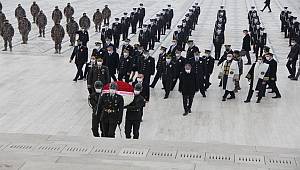 Ebediyete İntikalinin 82’nci Yıldönümünde Türk Polis Teşkilatı Atamızın Huzurunda 