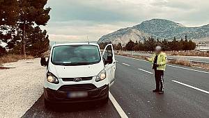 Burdur'da Devam Eden Trafik Denetimlerin'de 16 Araç Trafikten Men Edildi