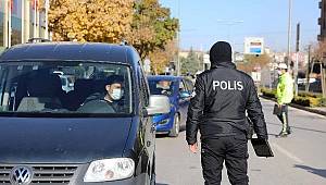 Gaziantep'te Polis Ekipleri Kısıtlama Denetimine Devam Ediyor