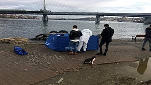 İstanbul'da Vatandaşların fark ettiği cansız beden denizden çıkarıldı