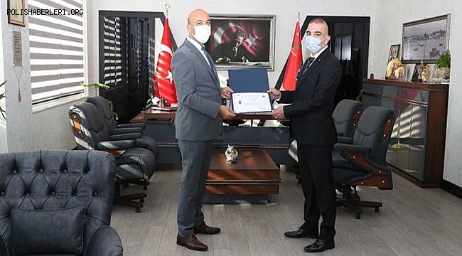 Mersin Emniyet Müdürü ŞAHNE Çete Çökerten Polisleri Ödüllendirdi