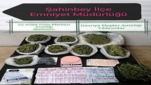 Polis 4 kilo 280 gram esrar ele geçirdi