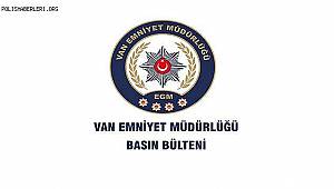 Van Emniyet Müdürlüğü ekiplerince bir araçta 200 paket halinde 103 kilo eroin ele geçirildi 