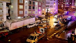 Ankara'nın Mamak ilçesinde freni boşalan tır 11 aracı hurdaya çevirdi