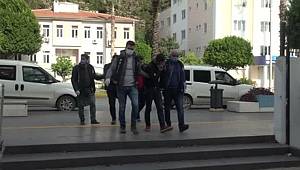 Manavgat'ta Evden hırsızlık yaptıkları iddiasıyla yakalanan 2 zanlı tutuklandı 