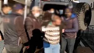 Ankara'da sabah saatlerinde düzenlenen operasyonda DEAŞ hücresi çökertilip 7 kişi yakalandı