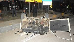 Antalya'da meydana gelen Kazada ikiye bölünen araçtan sağ çıktılar 