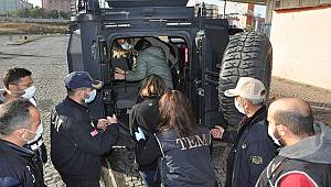 Şanlıurfa Merkezli 9 ilde TEM Şube ekiplerince düzenlenen Operasyonda 17 şahıs yakalanmıştır