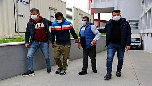Adana'da Çocukları uyuşturucuya alıştırıp torbacı yapan engelli şahıs tutuklandı