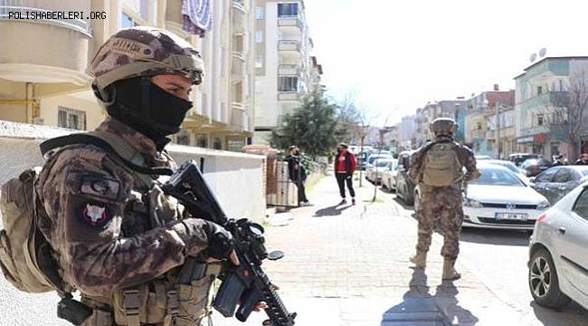 Gaziantep'te, 830 Polisin katılımıyla düzenlenen Narko Şahin 27 Operasyonunda 16 kişi gözaltına alındı