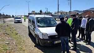 İslahiye'de yolun karşısına geçerken otomobilin çarptığı yaya hayatını kaybetti
