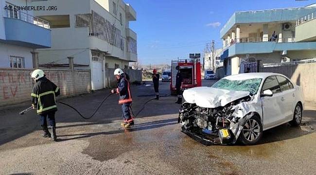 Mardin'de otomobil ile motosikletin çarpışması sonucu 2 kişi yaralandı