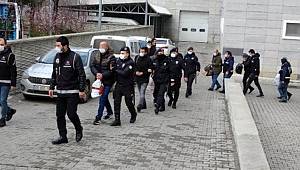 Samsun merkezli organize suç örgütü operasyonunda gözaltına alınan 8 şüpheli adliyede