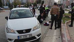 Adana'da iki otomobilin çarpışması sonucu yaralanan bebek hayatını kaybetti