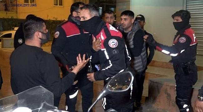 Antalya'da 'Dur' ihtarına uymayıp kaçan 4 kişiden ikisi yakalandı