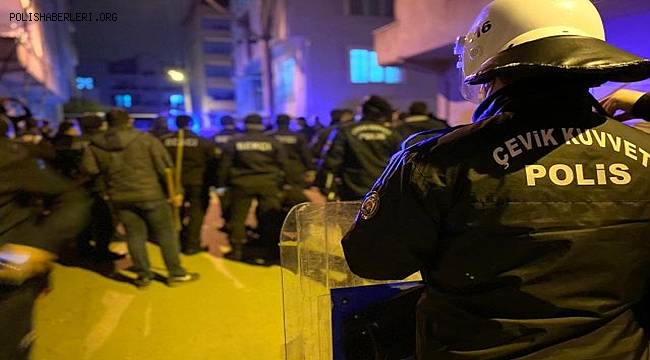 Bursa'da Çevik Kuvvet ekipleri husumetli aileleri havaya ateş açarak dağıttı
