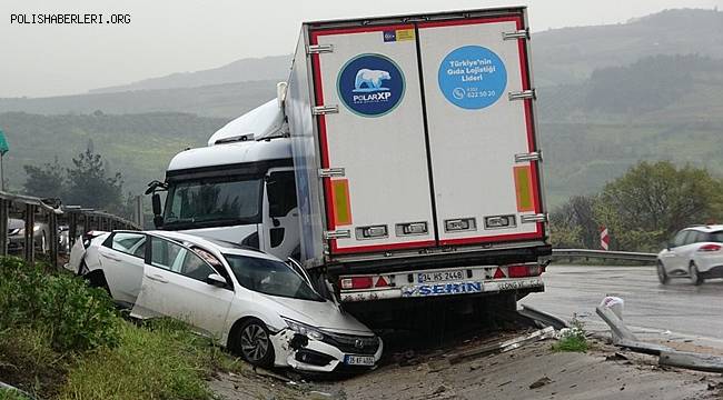 Bursa'da meydana gelen zincirleme kazada ortalık savaş alanına döndü