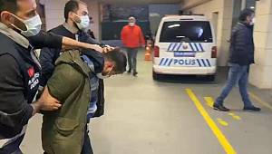 Cihangir'de bir kadını taciz edip boğazına bıçak dayayan sapık yakalandı